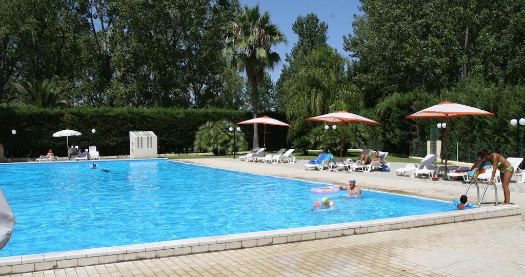 Marina Di Rossano Village Club Εξωτερικό φωτογραφία